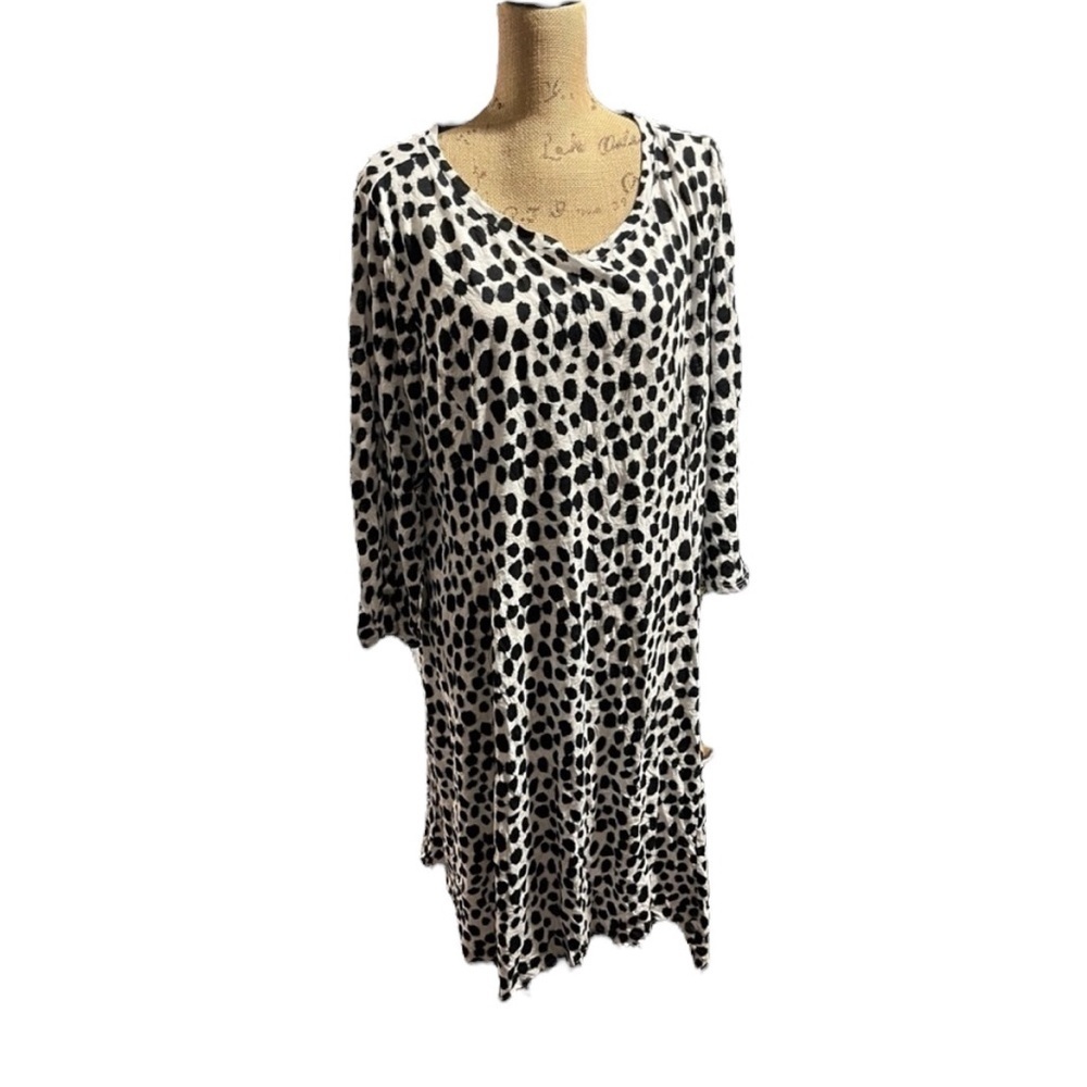 Liv by Habitat Clothes black and white polka dot dress. NWT
